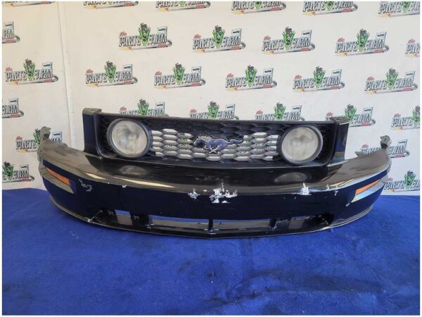 20052009 Ford Mustang GT Front Bumper Cover Grill Fog Lights *Scuffs* 2823
