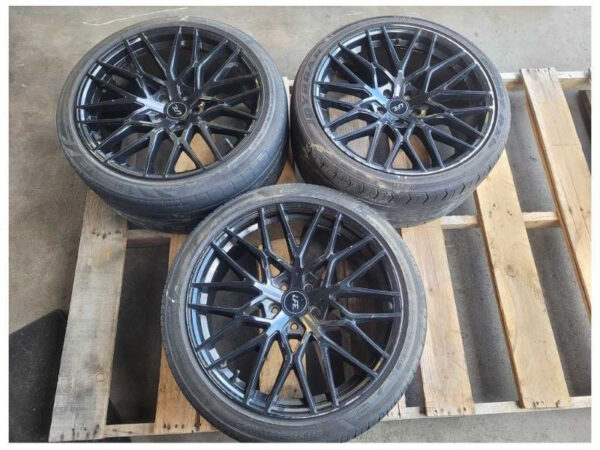 20102014 Ford Mustang GT Three 3 Luxxx LFF Wheels 20x9 20x10.5 Black Rash 2322