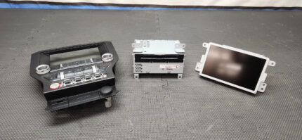 2015-2017 Ford Mustang GT Face Plate, Screen, Radio, Sync2 OEM